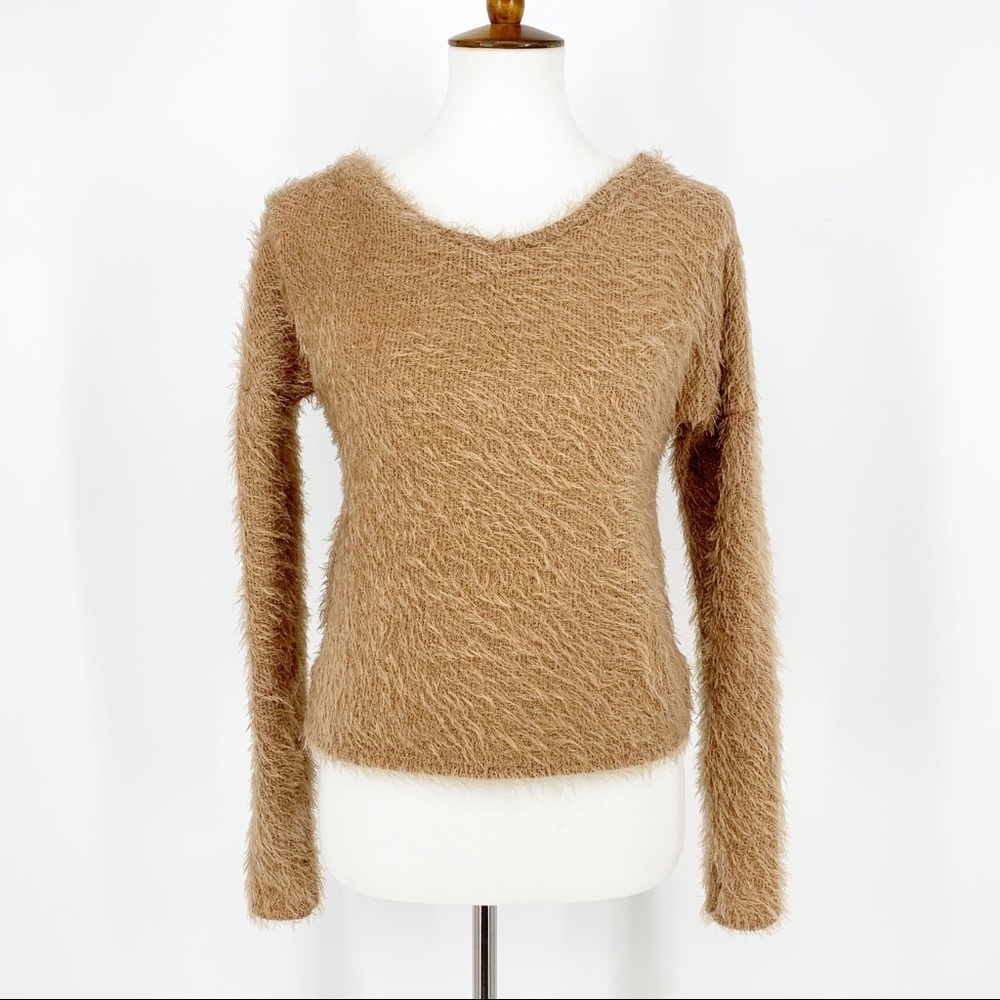 Boohoo‎ Fluffy Knit Twist Back Crop Jumper Sweater